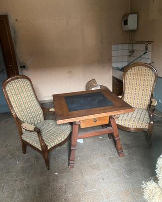 Poltrone luigi filippo e tavolo in noce