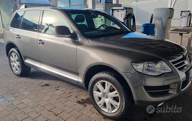 VW Touareg 2.5 TDI R5 176CV anno 2008 km 200.000 