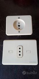 2 prese a parete vintage