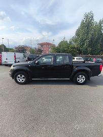 NISSAN NAVARA DOPPIA CABINA