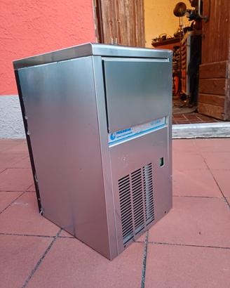 fabbricatore ghiaccio 