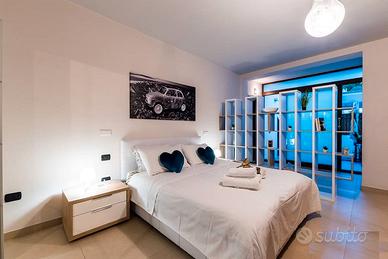 Cagliari - Appartamento con spazio esterno