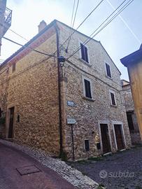 Terratetto a Lugnano in Teverina