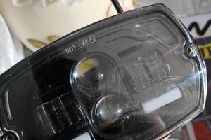 Faro Led vespa 50 special