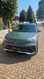 Volkswagen  Tiguan  2024