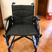 Carrozzina disabili/anziani