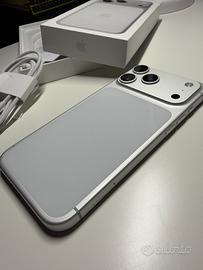 Apple iPhone 17 Pro Max 256 GB Argento come nuovo