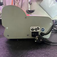 Tagliaverdura omega