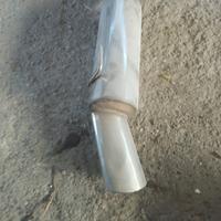 marmitta per auto sportiva 