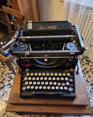 macchina da scrivere Olivetti M20