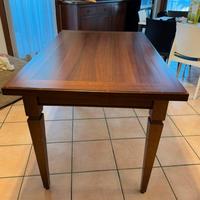 Tavolo in legno 140×85 allungabile a 220 cm