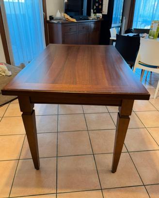 Tavolo in legno 140×85 allungabile a 220 cm
