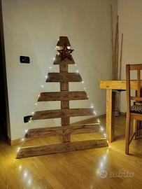 Albero di Natale in legno di abete
