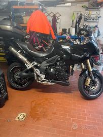 Triumph tiger 1050 abs