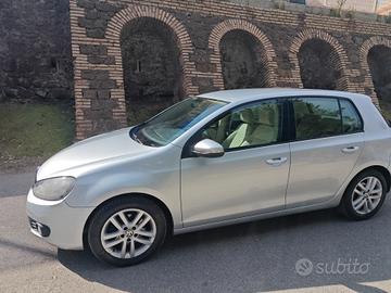 Volkswagen Golf 1.6 TDI DPF DSG 5p. Comfortline