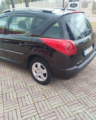 Peugeot 207 1.4 8V 75CV SW X Line ECO GPL