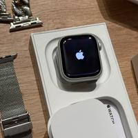 Apple iWatch 9 da 41mm + accessori
