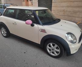 MINI ONE modello 2011 euro 5 neopatentati