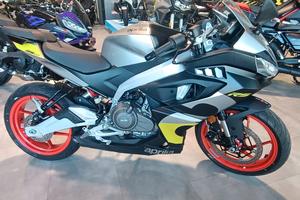 aprilia rs 457
