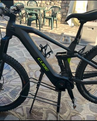 Ebike cube stereo