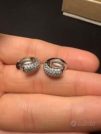 Orecchini a cerchio in argento