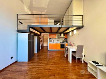 MONOLOCALE A FIRENZE