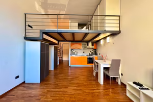 MONOLOCALE A FIRENZE