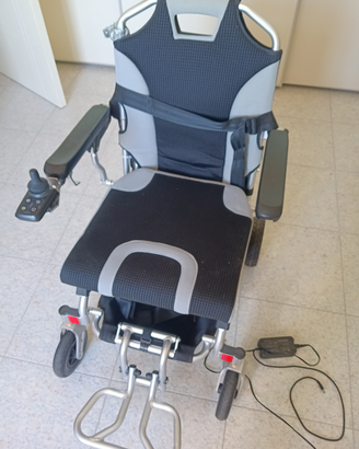 Carrozzina per disabili elettrica