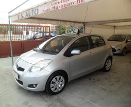 TOYOTA Yaris 1.0 gpl 5 porte full optional 09