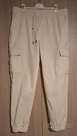 Pantaloni cargo