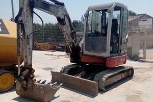 Miniescavatore Takeuchi TB 138FR