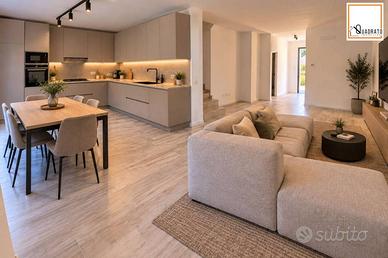 Villetta a schiera di 165 m² con 5 locali e box au