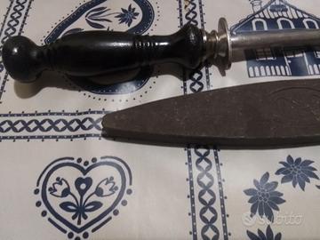 ANTICO ACCIAINO VINTAGE E PIETRA PER AFFILARE