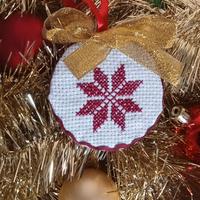 pallina di natale punto croce 