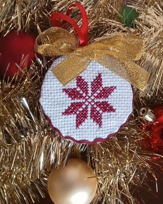 pallina di natale punto croce 