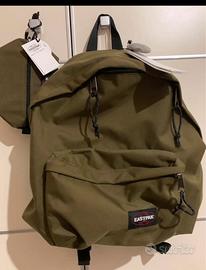 Zaino Eastpak verde militare (Nuovo) + astuccio