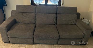 Divano poltronesofà a 4 posti