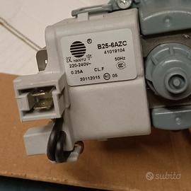 Pompa scarico lavatrice del gruppo Candy