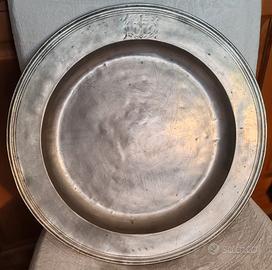 Grande piatto in peltro