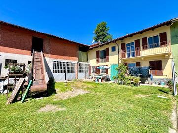 CASA SEMINDIPENDENTE A MONTIGLIO MONFERRATO