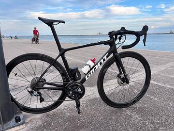 Giant tcr advanced pro team disc