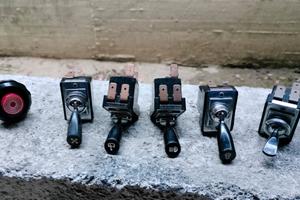 Interruttori cruscotto Alfa Romeo d'epoca 