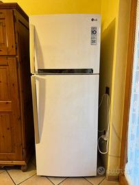 Frigorifero con congelatore