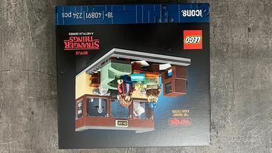 40891 Lego stranger things Wsqk Radio Station!!