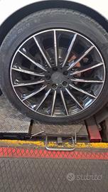 cerchi da 19" e gomme