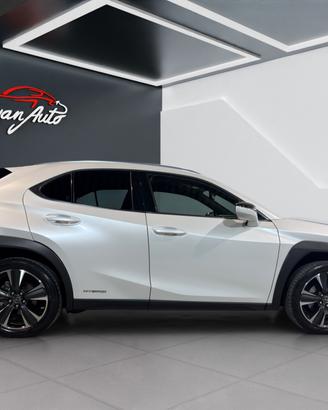 Lexus UX 250h 2.0 Luxury 4wd cvt 184cv