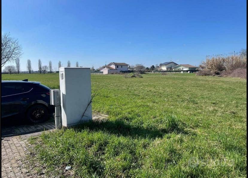 Immobile in asta di 3906 m² a Bagnolo San Vito - Vista 2