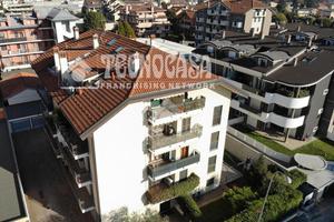 3 LOCALI A BAREGGIO