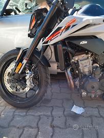 ricambi KTM Duke 790