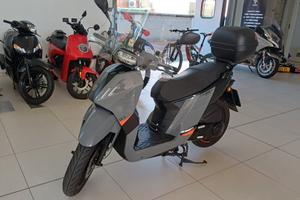 Peugeot Tweet 125 125i GT